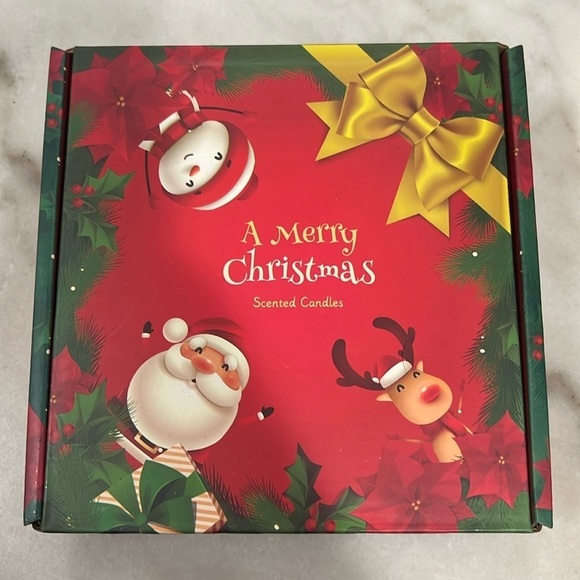 Soy Wax Scented Tin Candle Holiday Gift Box - Picture 2 of 9